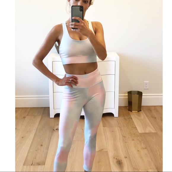 CANNES Tie Dye Sports Bra & Leggings Workout Set - Picture 7 of 10